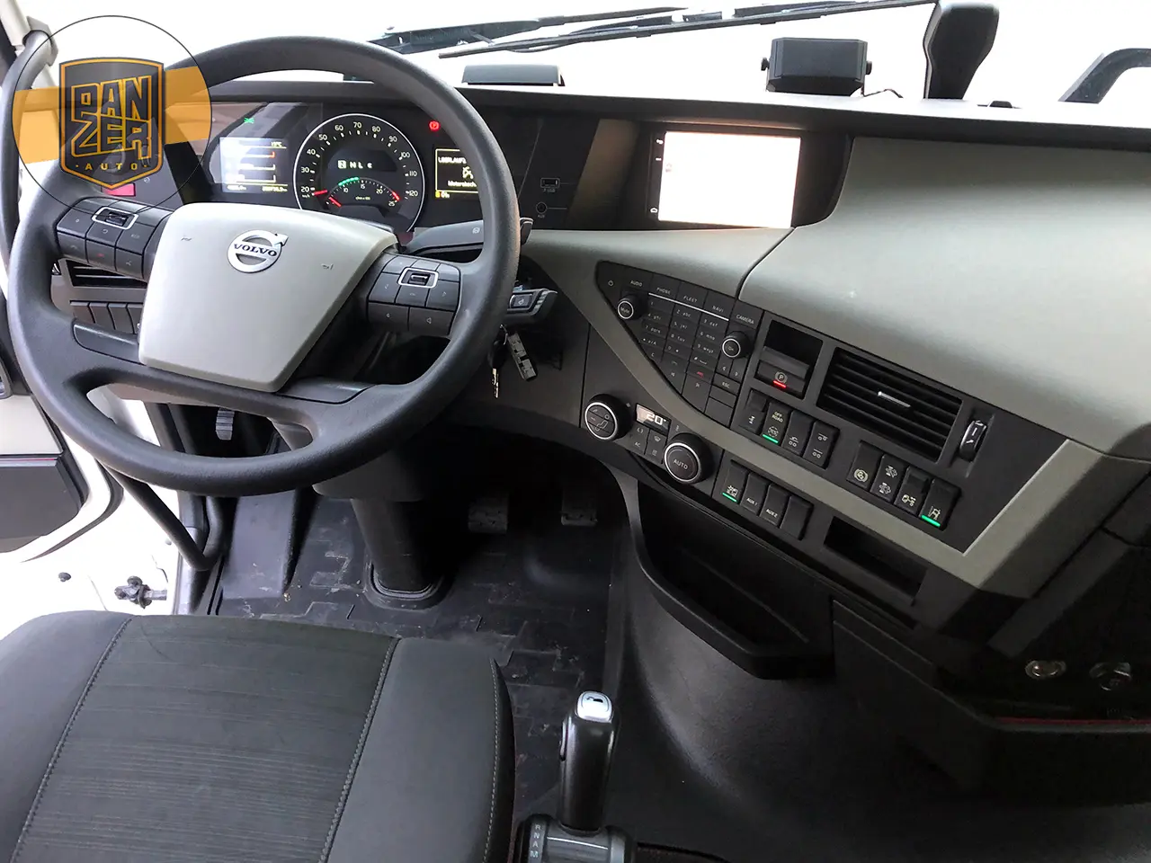 Тягач Volvo FH 500, 2018 год, 6х2, Globetrotter XL, без пробега по РФ - фото-детальных 5