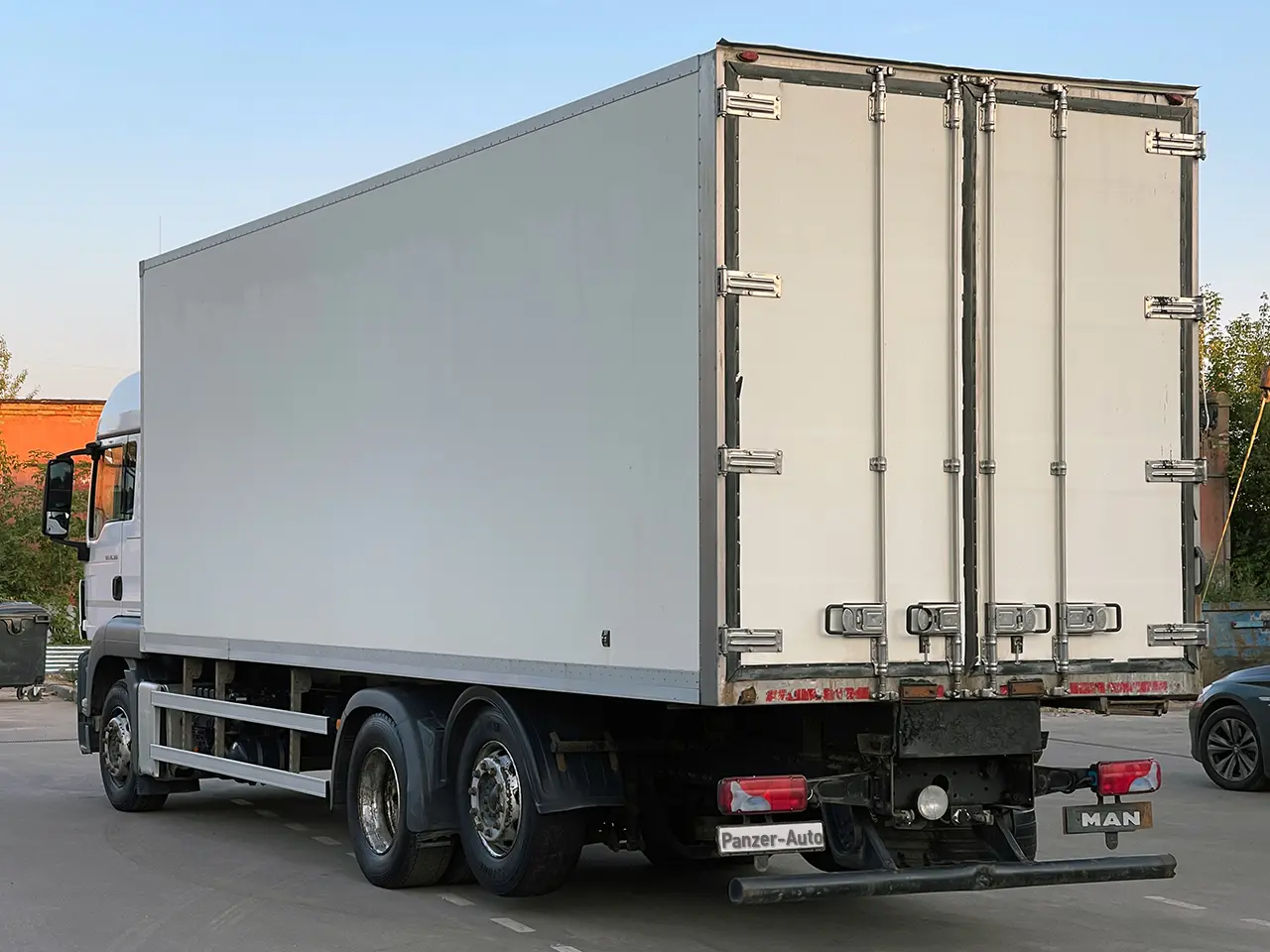 man tgs 26.360, 2013 год, фургон изотермический 19 палет 9