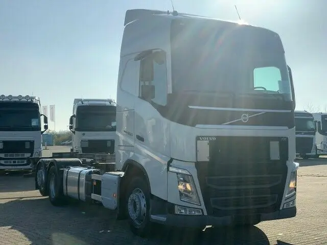 Volvo FH 460, БДФ контейнеровоз из Германии, 2018 г, г/п 17т - фото 8