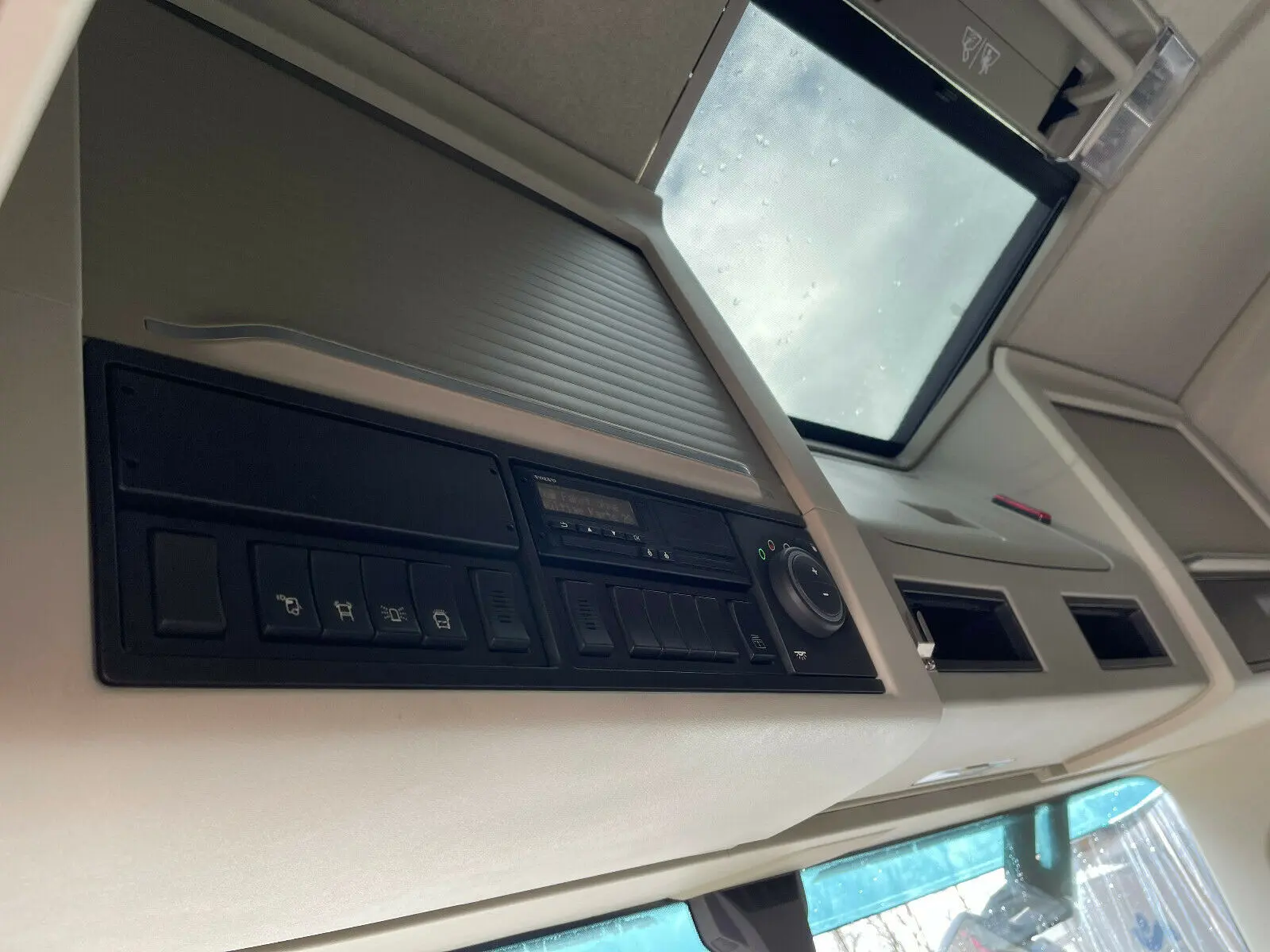 Тягач Volvo FH540, 6х4 с подъемной осью, 07/2019 год, пневмоподвеска, ретардер, из Германии - фото-детальных 26