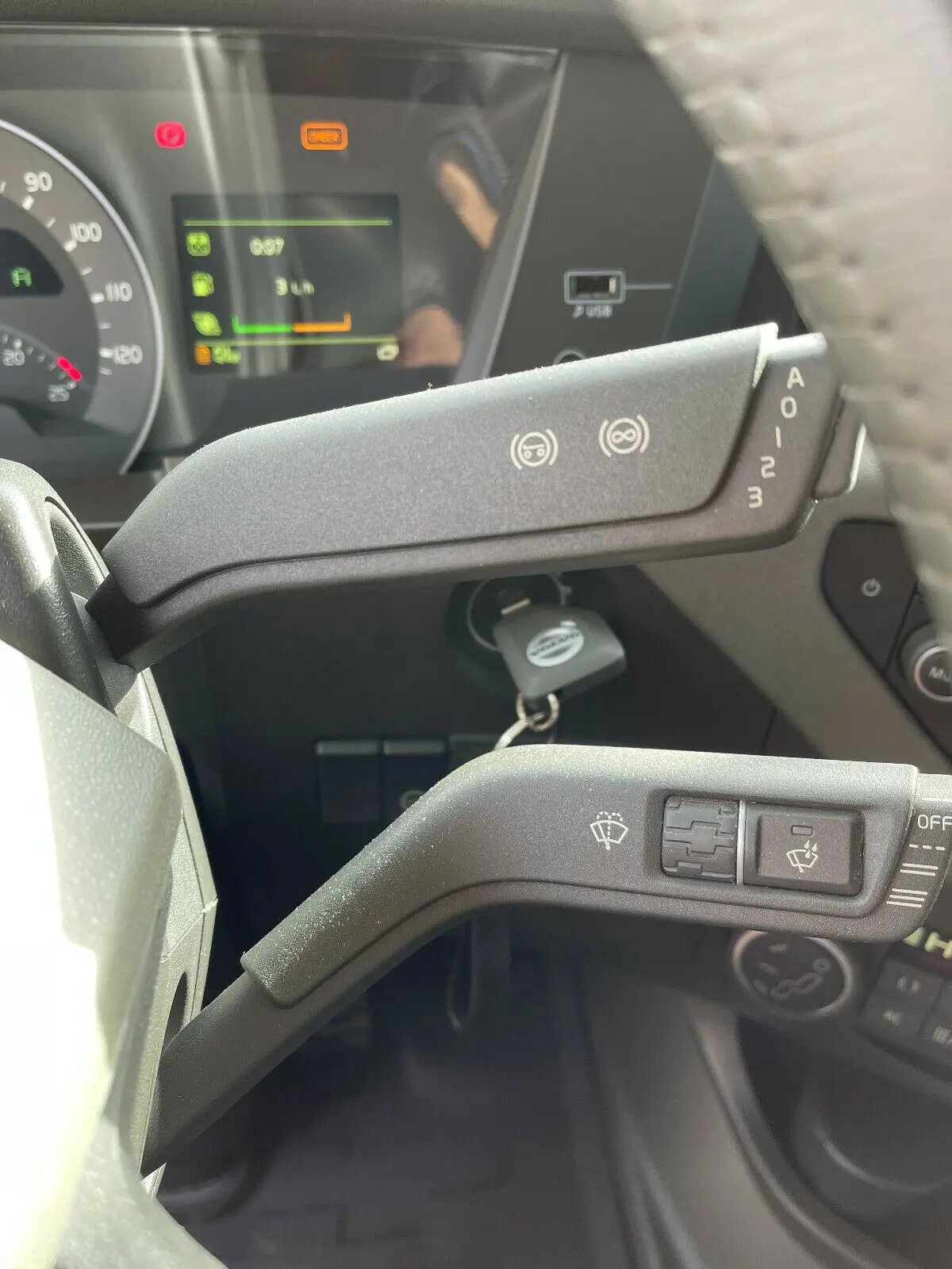 Тягач Volvo FH540, 6х4 с подъемной осью, 07/2019 год, пневмоподвеска, ретардер, из Германии - фото-детальных 25