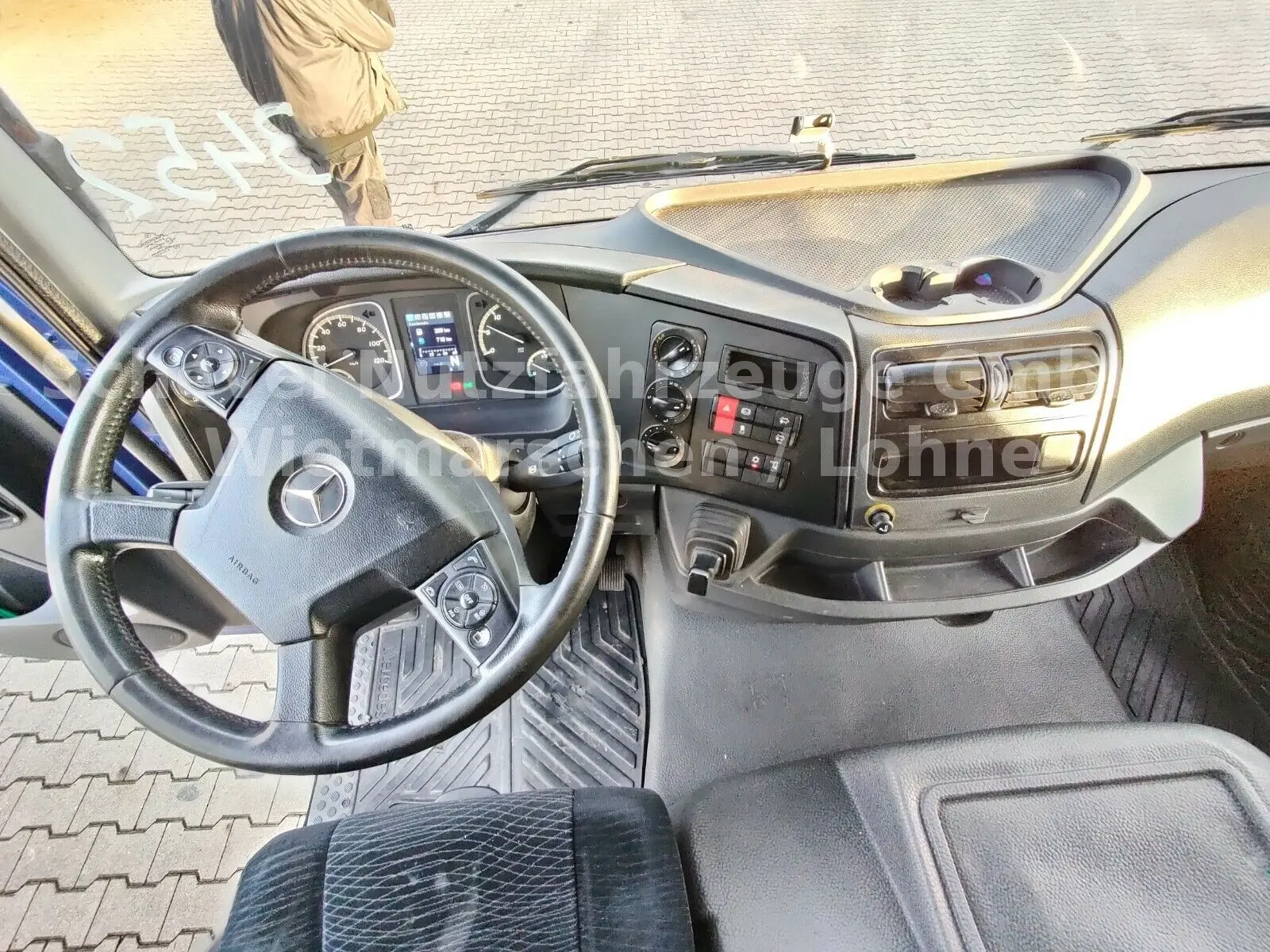 Грузовик для перевозки животных Mercedes Atego 1023, 2014 год, алюминиевый скотовоз 28 м3 - фото 4