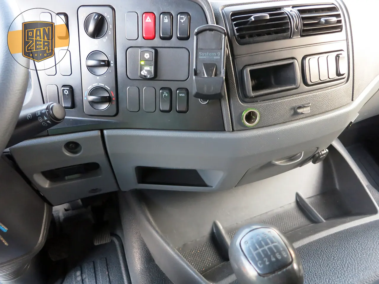 Mercedes Atego 1229L, 10/2012г, штора 49 кубов, ворота и гидроборт - фото 25