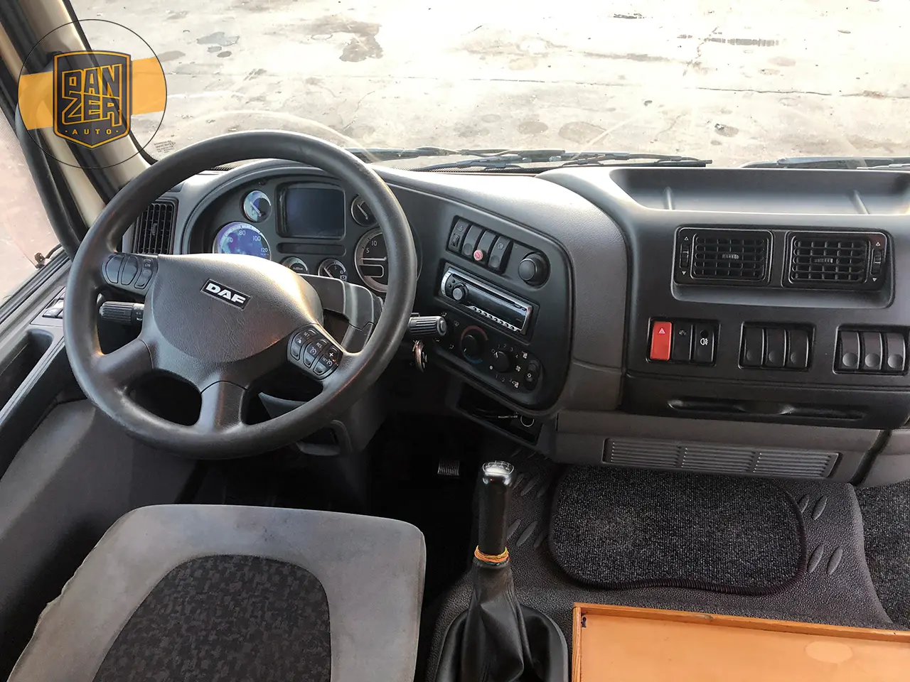 DAF LF 45.220, фургон 38м3, гидролифт, 2007 г, грузоподъемность 6500 кг - фото 4