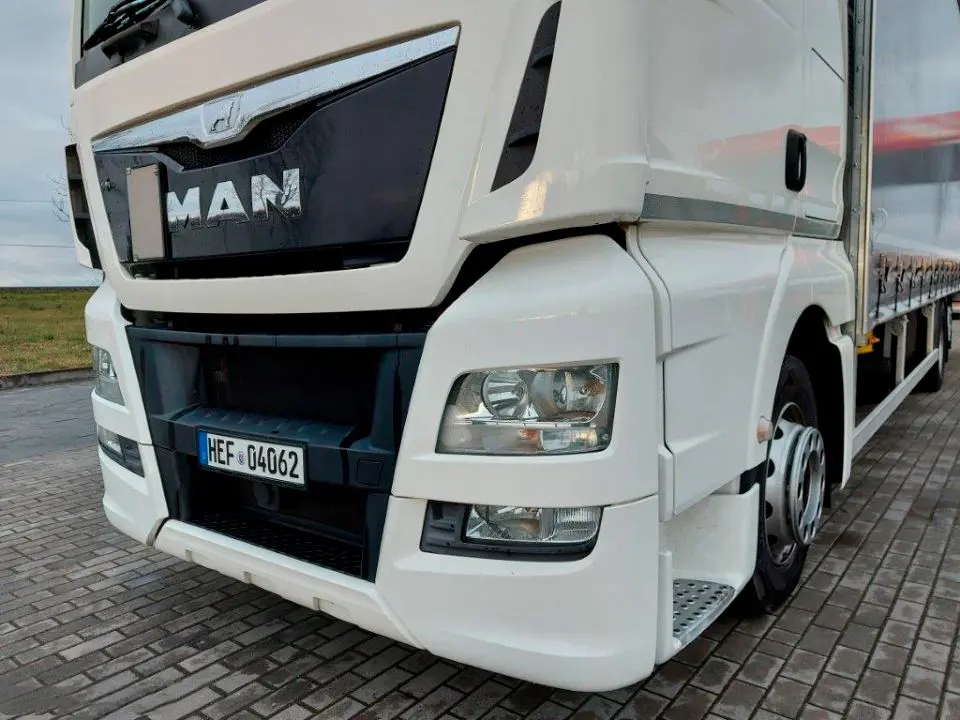 Кубовик MAN TGX 26.440, 6х2, 2015 год, штора 71 куб, 24 европалета, гидроборт, без пробега по РФ - фото 13