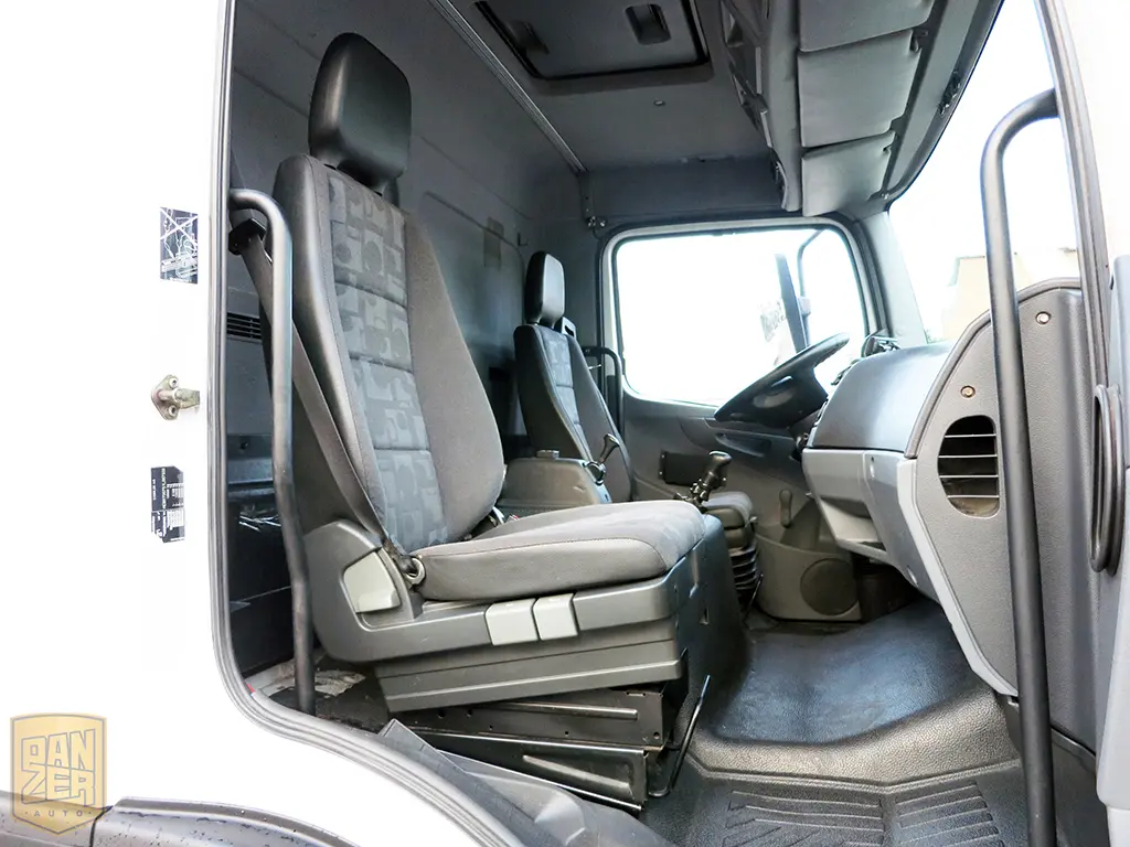 Рефрижератор Mercedes Atego 1518, 2009 г, г/п 8 тонн, без мочевины - фото 12