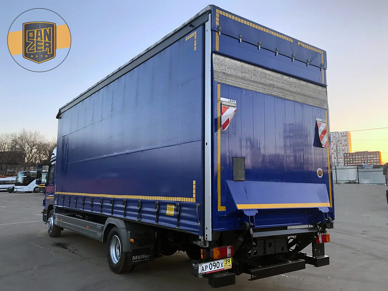 Mercedes Atego 1224L, 2013г, штора 53 куба, гидролифт - фото