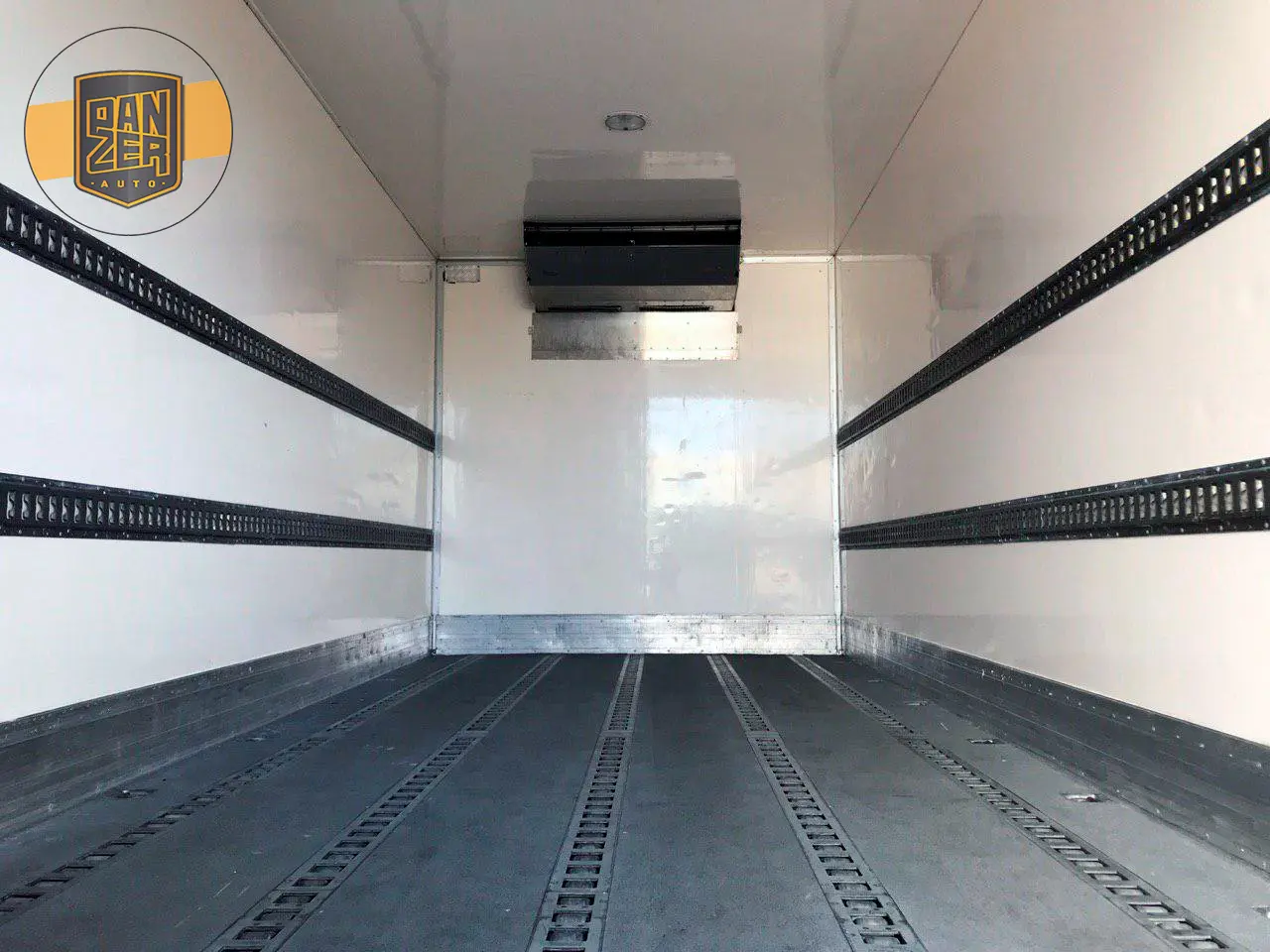 MAN TGL 12.250 BL, рефрижератор до 12тонн, спальник, ворота - фото 2