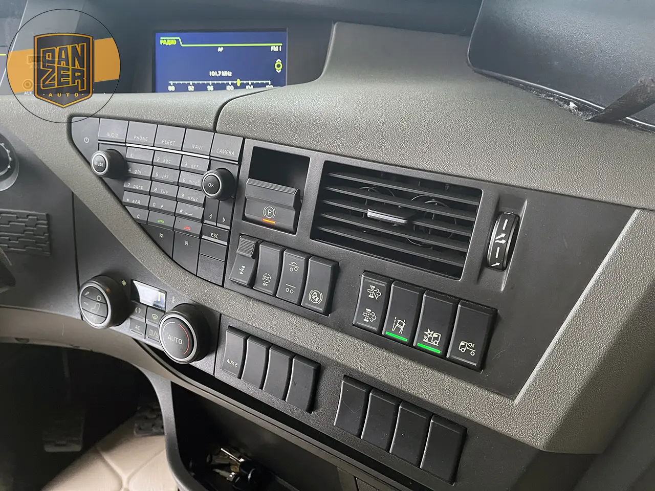Контейнеровоз Volvo FH460, XXL кабина, 2019 год, топ комплектация - фото 26