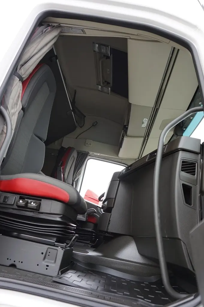 Сцепка 120 м3 Volvo FH 500. 2017 год, без пробега по РФ. - фото 3