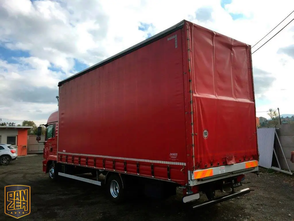 MAN TGL 8.220 BL, 2013г, штора 50 м3, г/п 5 тонн, 2 спальника - фото