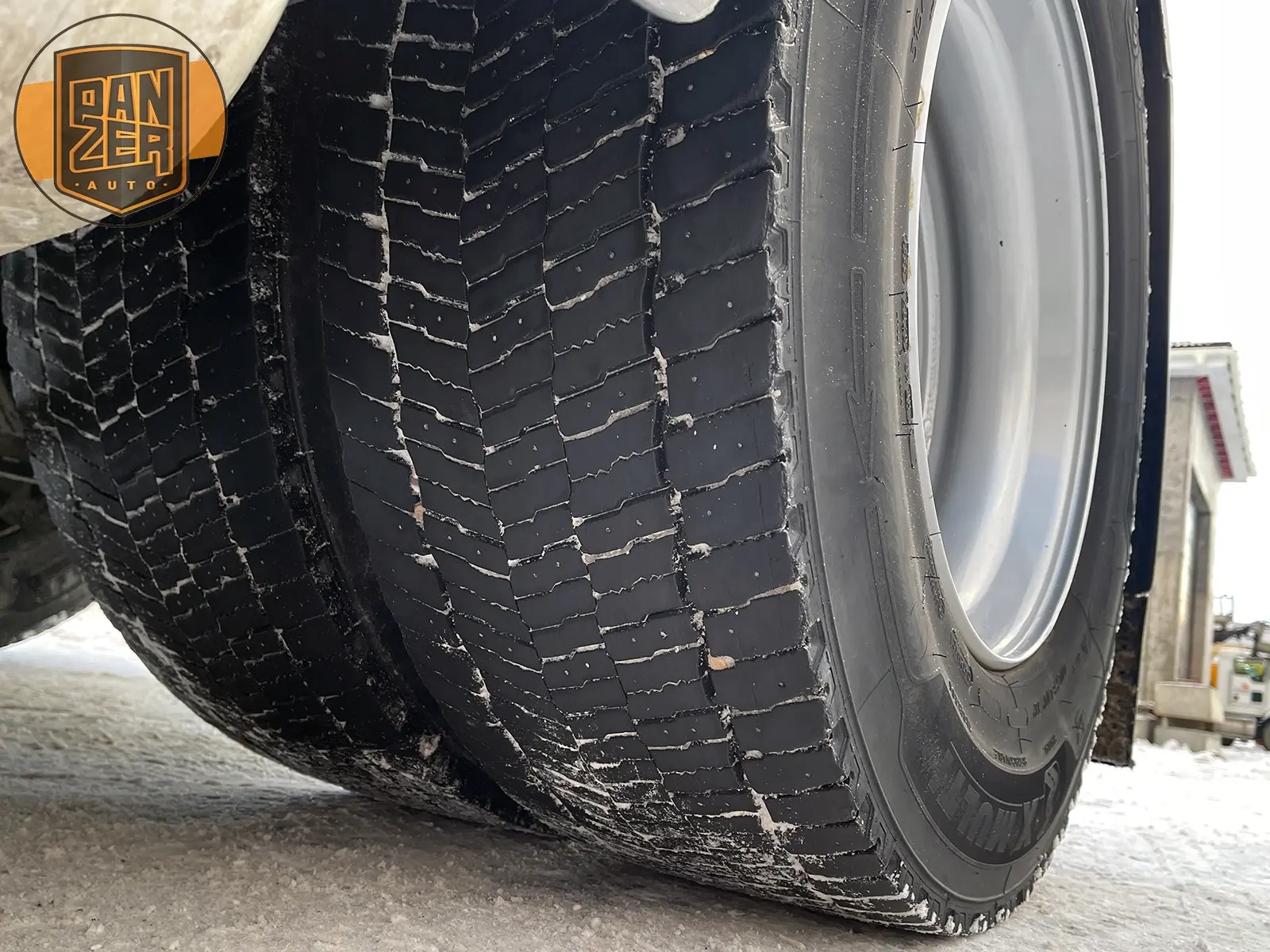 MAN TGX 18.500, тягач 4х2, XXL кабина, 2 бака, максимальная комплектация - фото-детальных 11