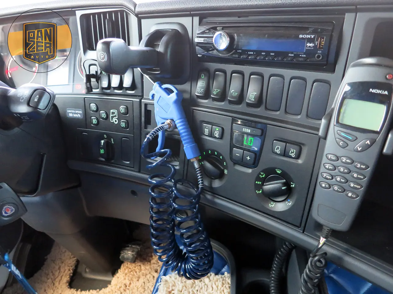 Тягач Scania R450 Streamline, 2014 г, АКПП, кабина Topline, работал на Европу - фото-детальных 15