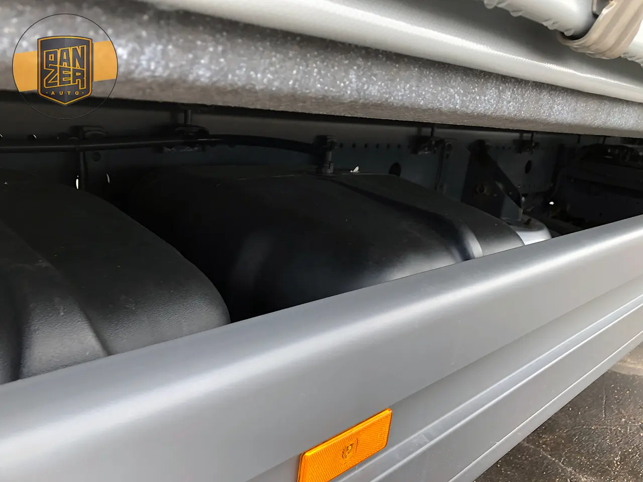 Mercedes-Benz Atego 1229, 2013 год, штора 51 м3, гидроборт, 2 спальника - фото 12