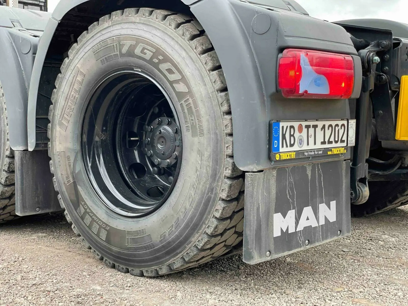 Тягач MAN TGX 33.510, 6х4, 01/2021 год, кабина XLX, пневмоподвеска, без пробега по РФ - фото-детальных 11
