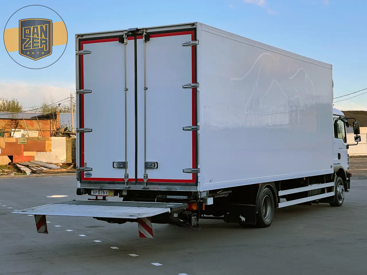 MAN TGM 12.250 BL, рефрижератор битемпературный 51 м3, Евро-5, спальная кабина, гидролифт - фото 26