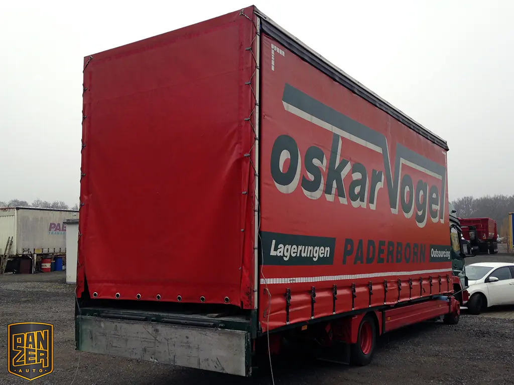 Mercedes Atego 824, штора 58м3, длина 7.5м, 2 спальника, без пробега по РФ - фото