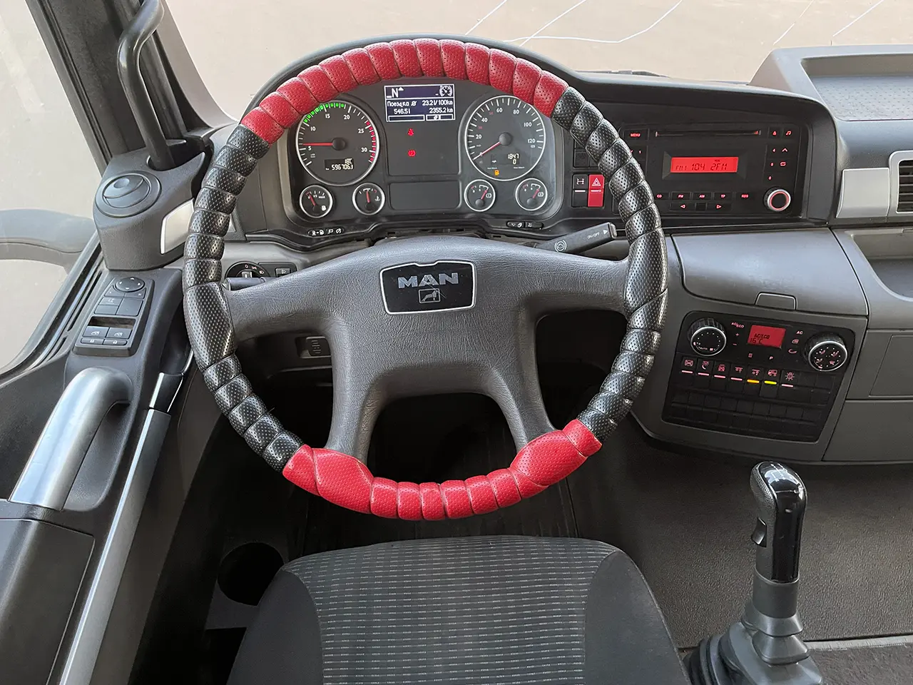 man tgs 26.360, 2013 год, фургон изотермический 19 палет 4