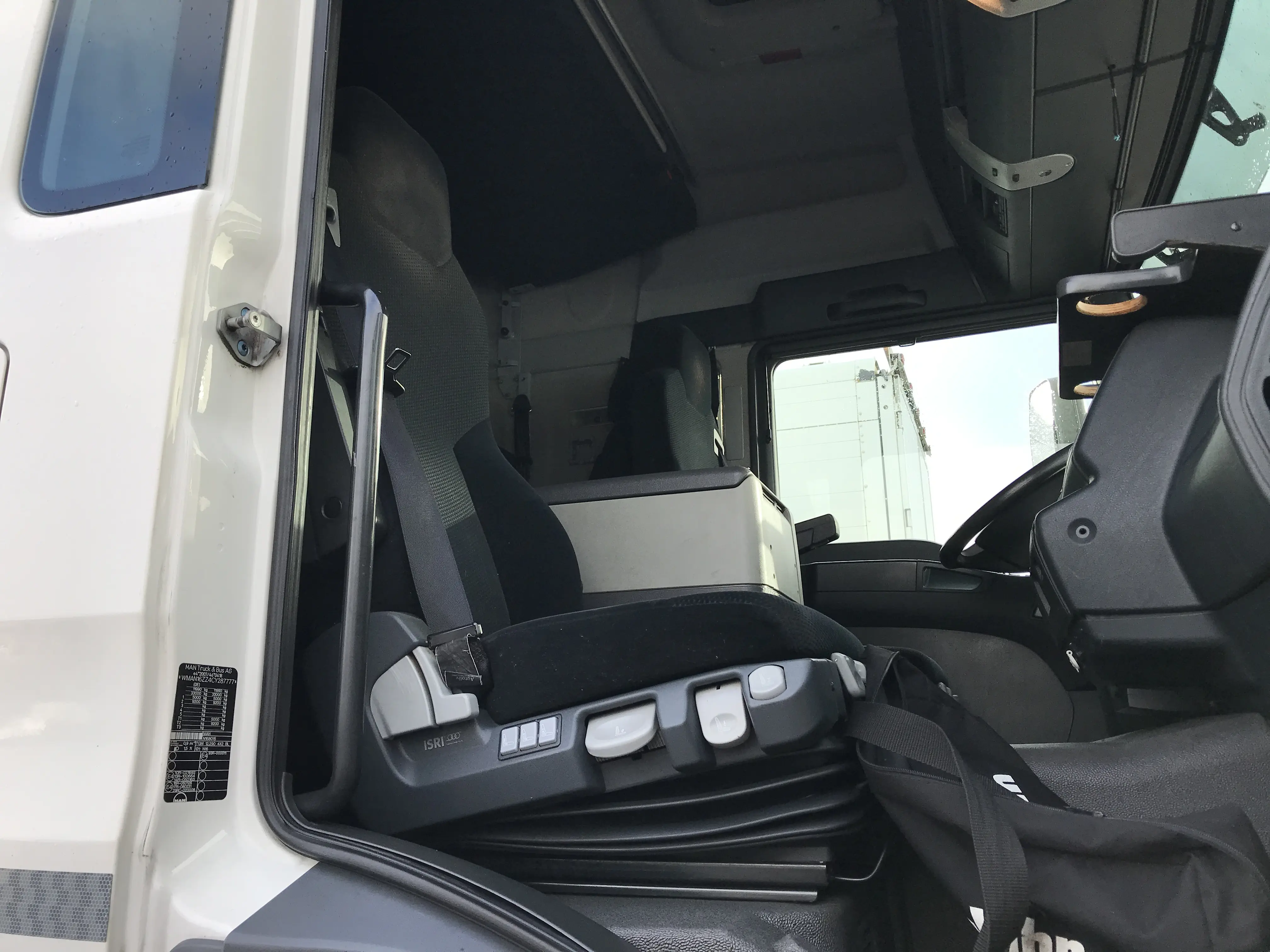 MAN TGM 12.290 BL из Германии, 02/2013 год, Евро-5, фургон 52 куба, ворота и складной гидролифт - фото 18