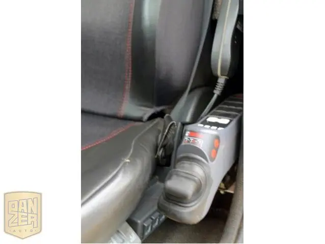 Renault 26.460 DXI, контейнеровоз с установкой мультилифт Multilift XR, г/п 18т, 2 спальника - фото 6