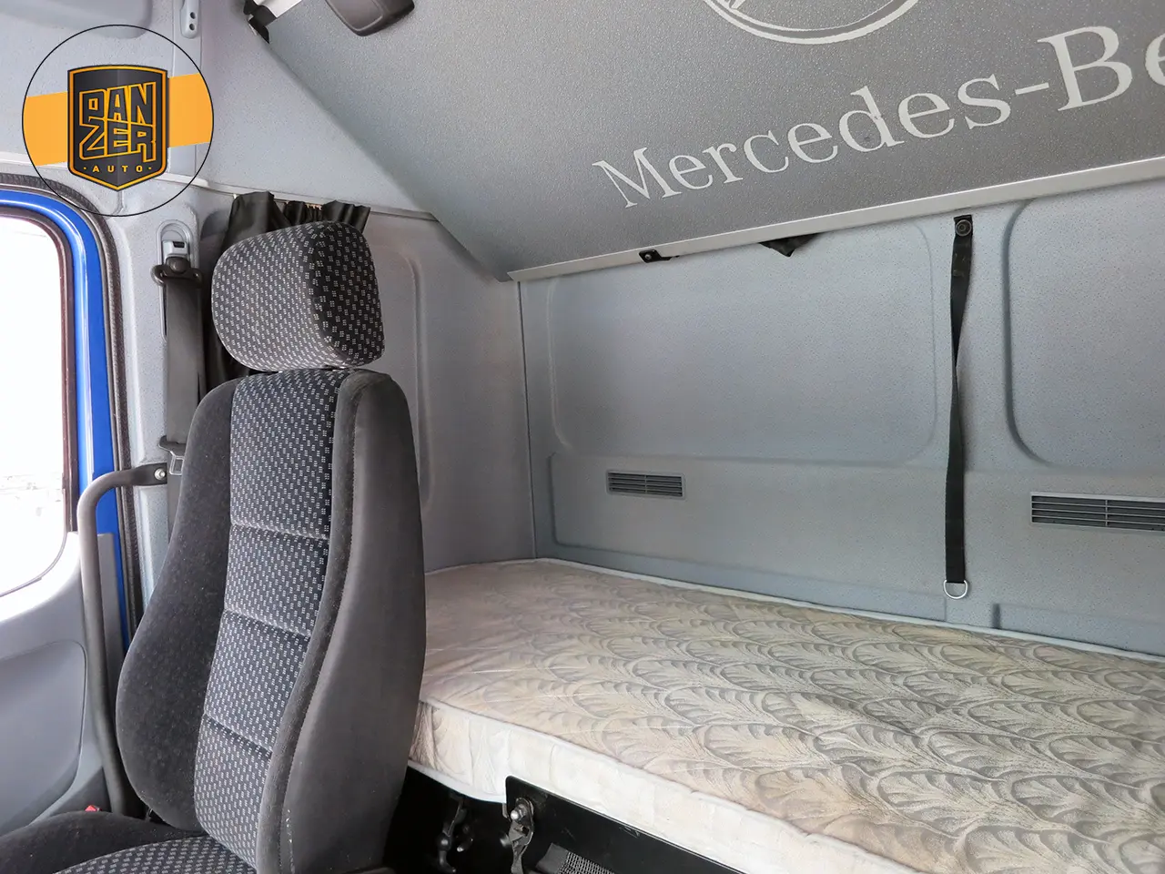Mercedes Atego 1224L, 2013г, штора 53 куба, гидролифт - фото 14