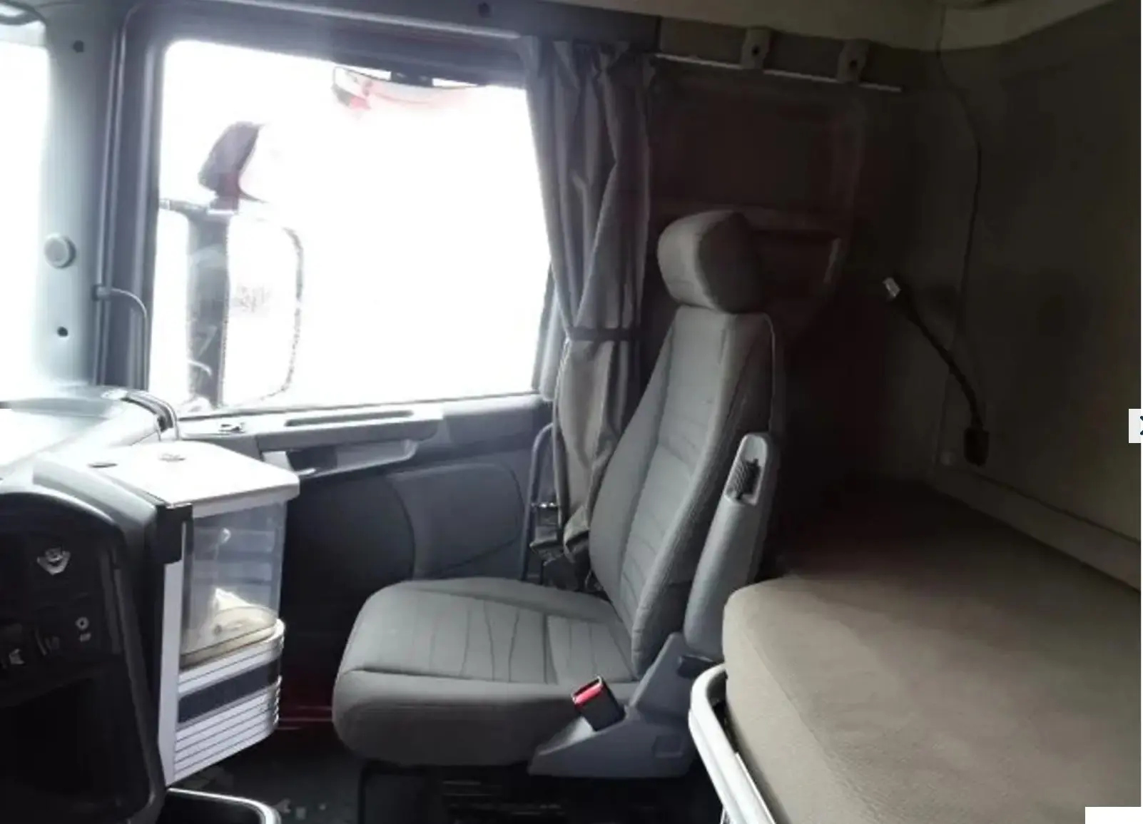 Тягач Scania R520 V8, 6х2, Topline, ленивец сзади, без пробега по РФ - фото-детальных 6