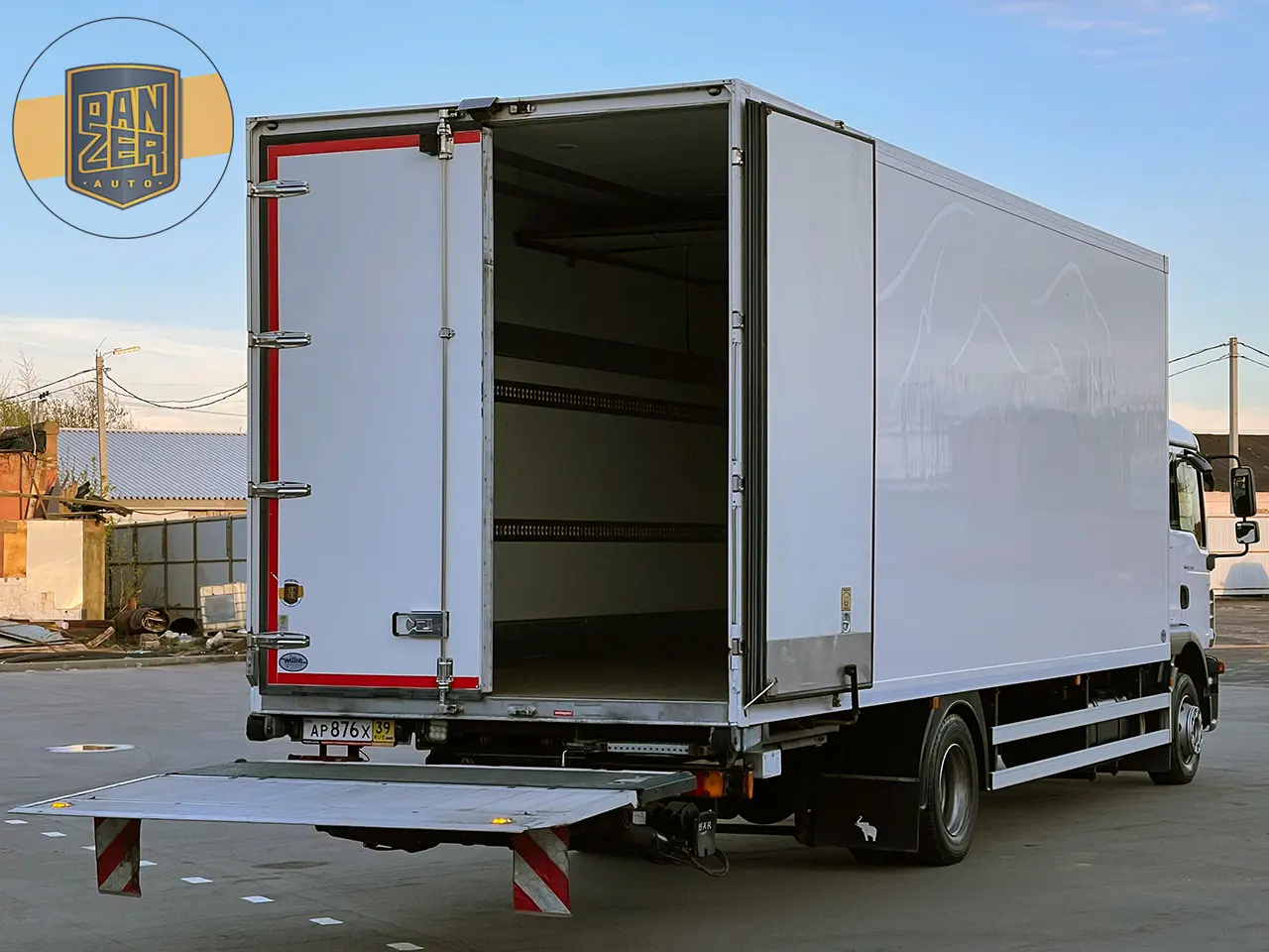 MAN TGM 12.250 BL, рефрижератор битемпературный 51 м3, Евро-5, спальная кабина, гидролифт - фото
