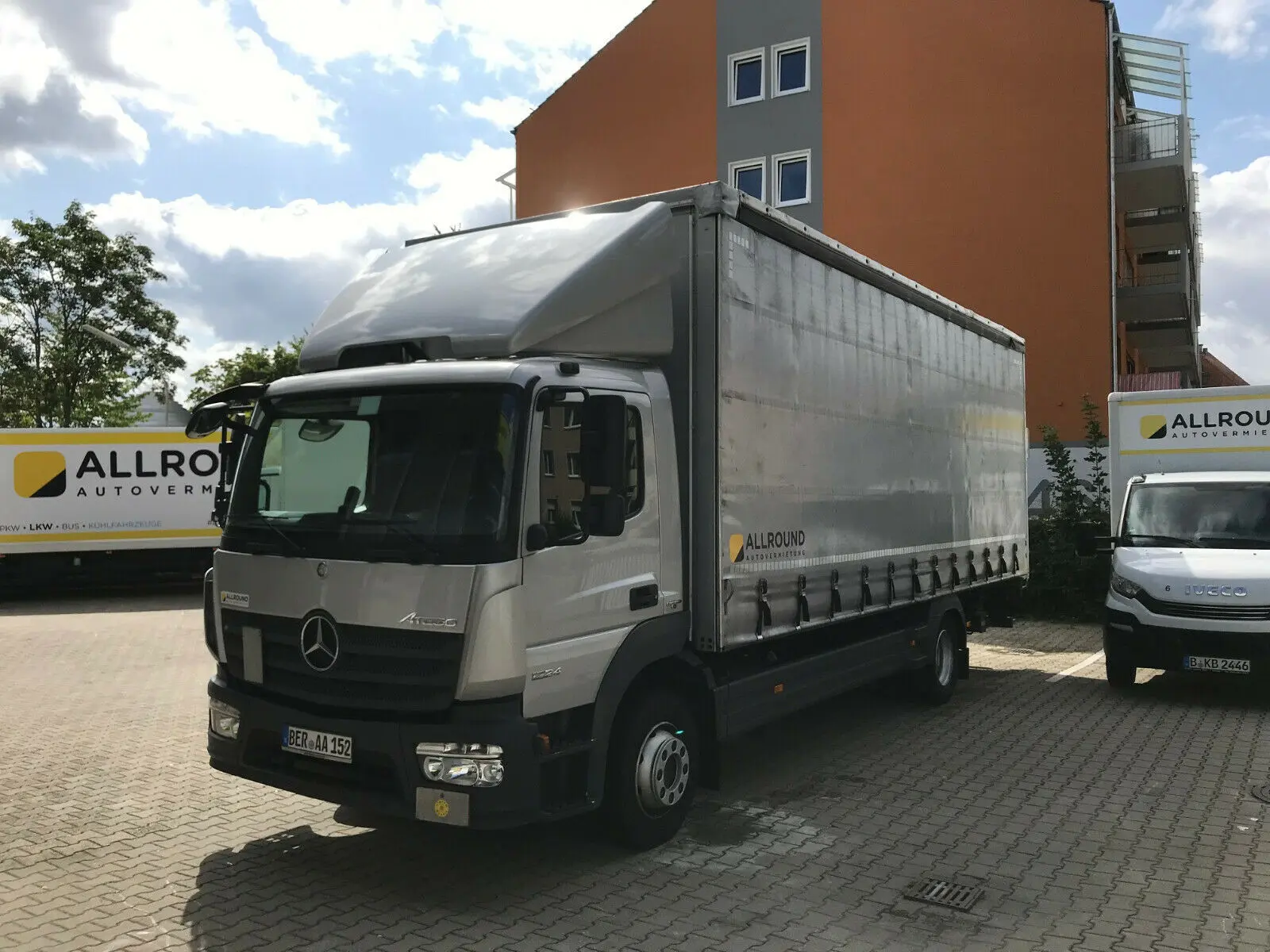 Mercedes Atego 1224 L NEW, 2014 год, штора 48 м3, гидролифт, пробег 173 тыс.км - фото