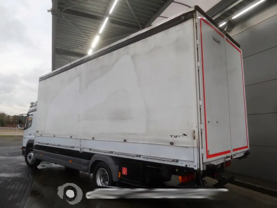 Mercedes Atego 1224 L, 2013г, штора-борт 48м3 + ворота, все загрузки - фото 2