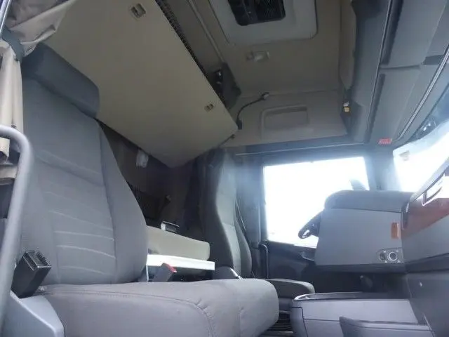 Тягач Scania R 410, 2014 год, 2 спальника, без пробега по РФ - фото-детальных 4