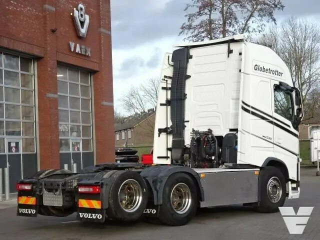 Тягач Volvo FH 540, 6х2, Globetrotter XL, двускатный ленивец сзади, без пробега по РФ - фото-детальных 6