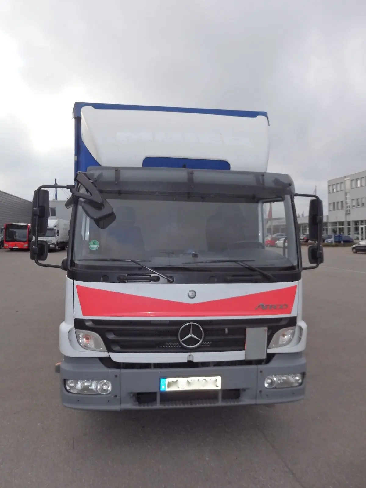 Mercedes Atego 1224 L, штора-борт 7.2м, гидролифт - фото 8
