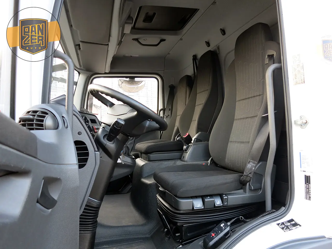Mercedes Atego 816 L New, фургон с гидробортом, 2015 год - фото 3
