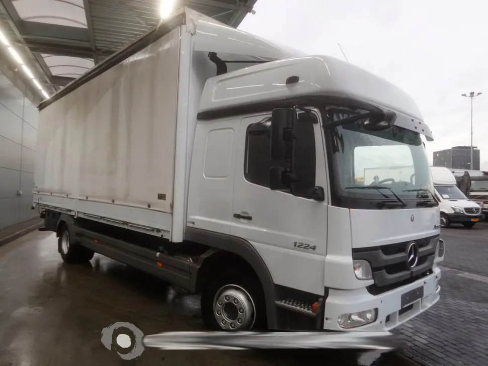 Mercedes Atego 1224 L, 2013г, штора-борт 48м3 + ворота, все загрузки - фото