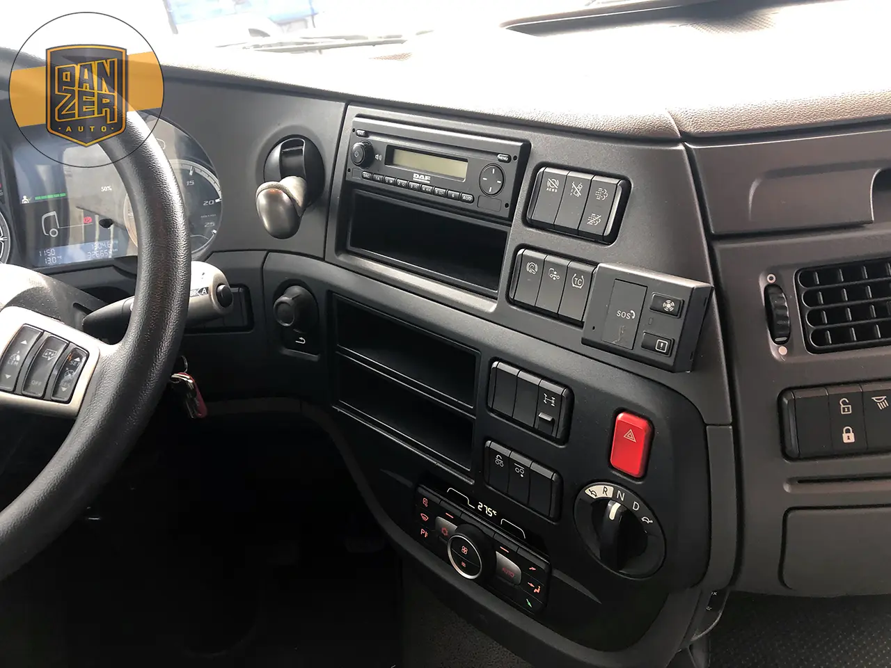 Контейнеровоз БДФ, DAF XF 480 из Германии, 2018г, Super Space Cab, г/п 16т - фото 17