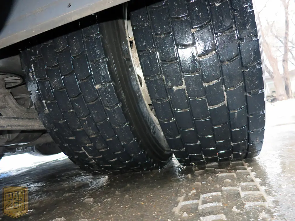 MAN TGX 26.440, тент-штора 52м3, 6х2, 16 тонн, 2011г, высокая кабина - фото 5