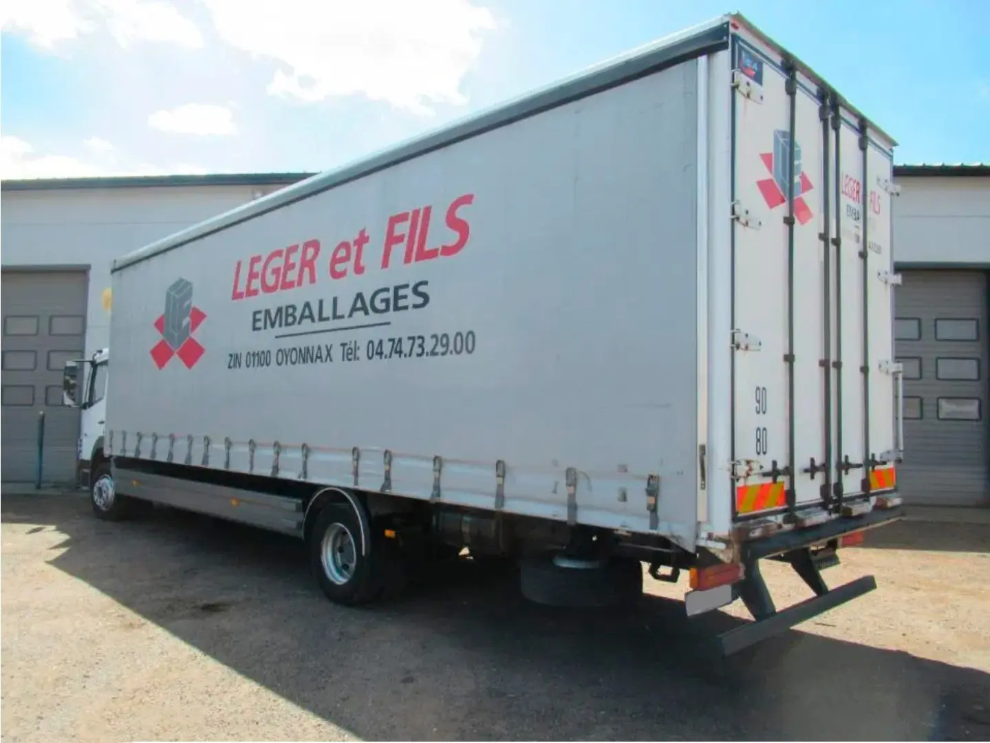 Mercedes Atego 1218 L, 2012 год, штора 58 кубов, 23 европалета, ворота, без пробега по РФ - фото 8
