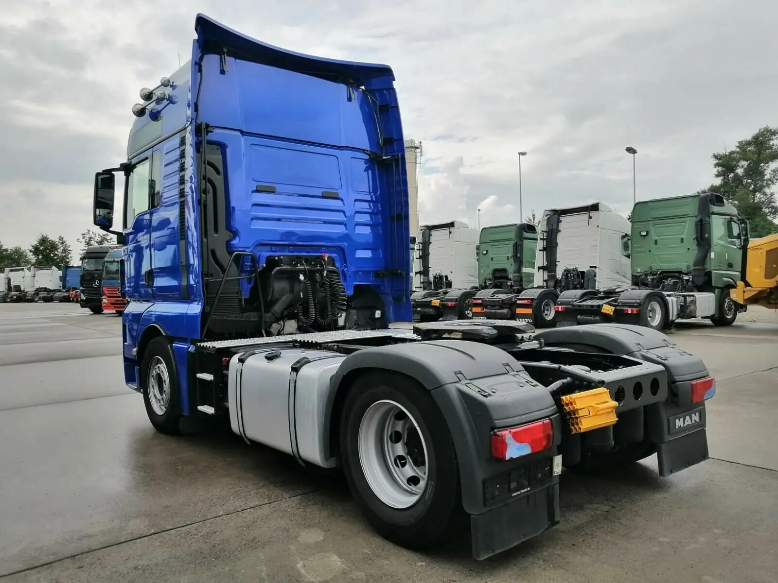 Тягач MAN TGX 26.440, 6х2, кабина XXL, подъемная ось, без пробега по РФ - фото-детальных 8