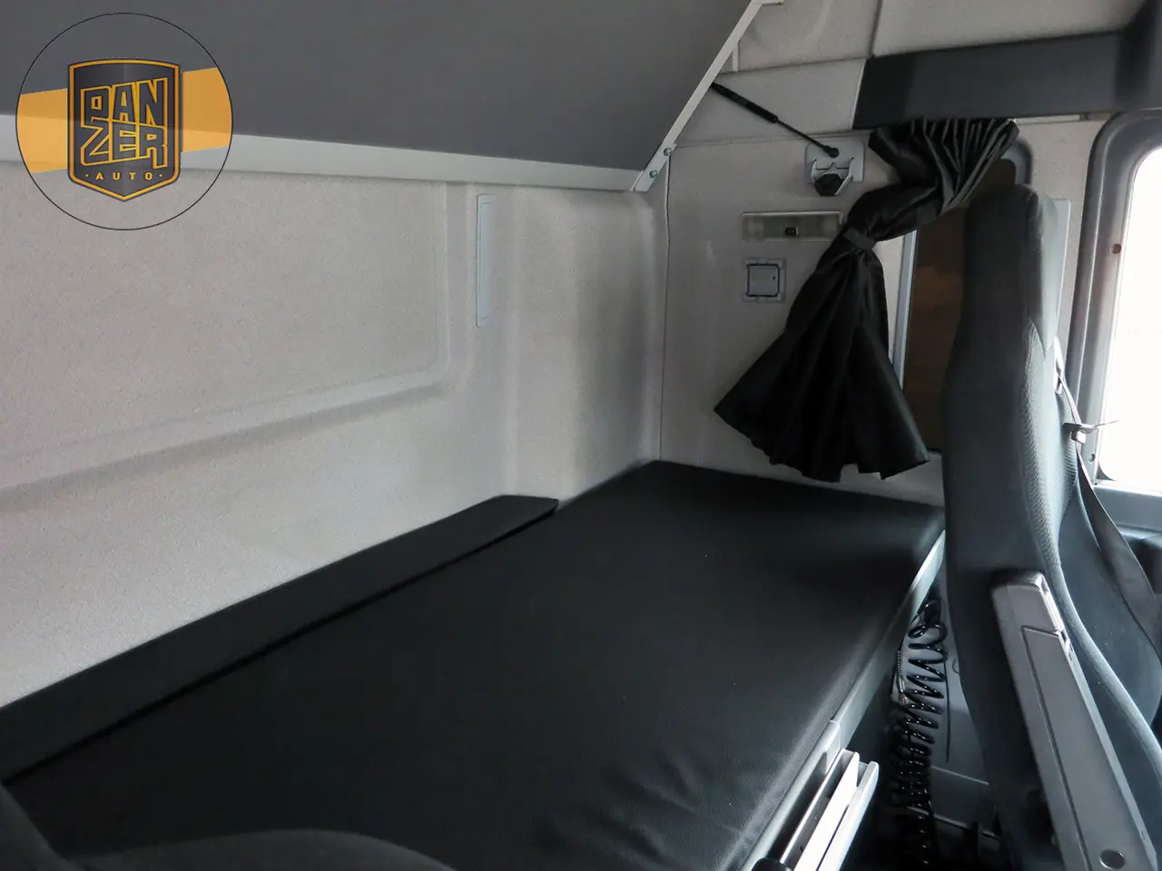 MAN TGL 8.250, фургон 43 м3, ворота, макс.комплектация - фото 18