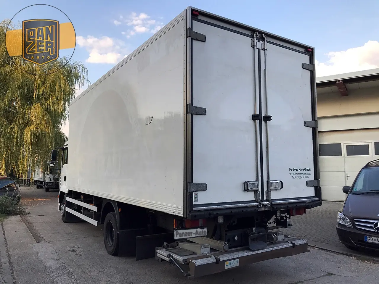 MAN TGM 12.290 LL, 2012г, рефрижератор 40 м3, спальная кабина - фото