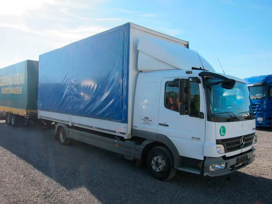 Mercedes-Benz Atego 818L, 2012 г, пятитонник шторный, спальная кабина - фото 6