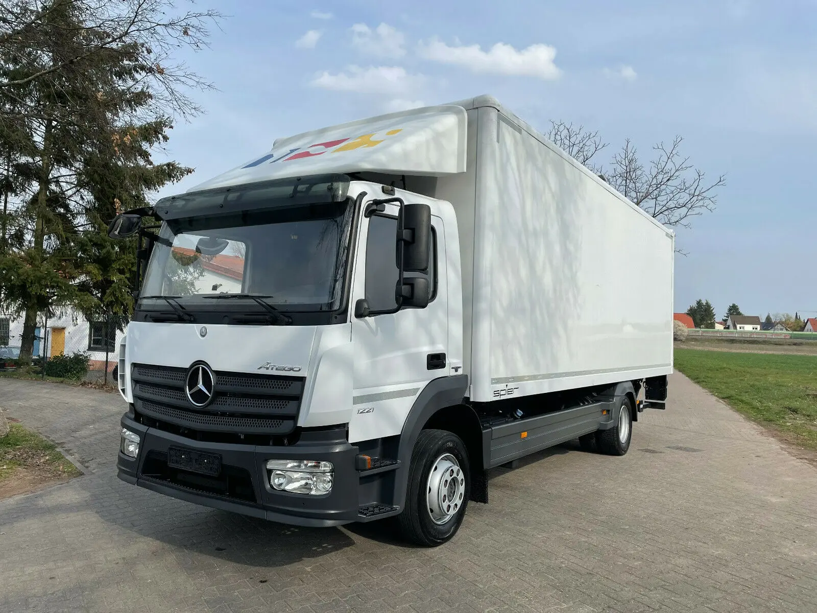 Фургон Mercedes Atego 1221 L, 2015 год, боковая дверь, 18 палет, гидролифт, без пробега по РФ - фото 8
