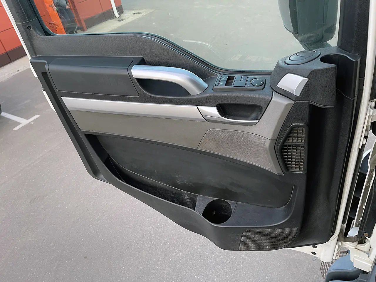 man tgs 26.360, 2013 год, фургон изотермический 19 палет 28
