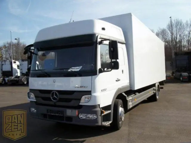 Mercedes Atego 1222, фургон 35м3, г/п 7т, гидролифт, состояние нового - фото