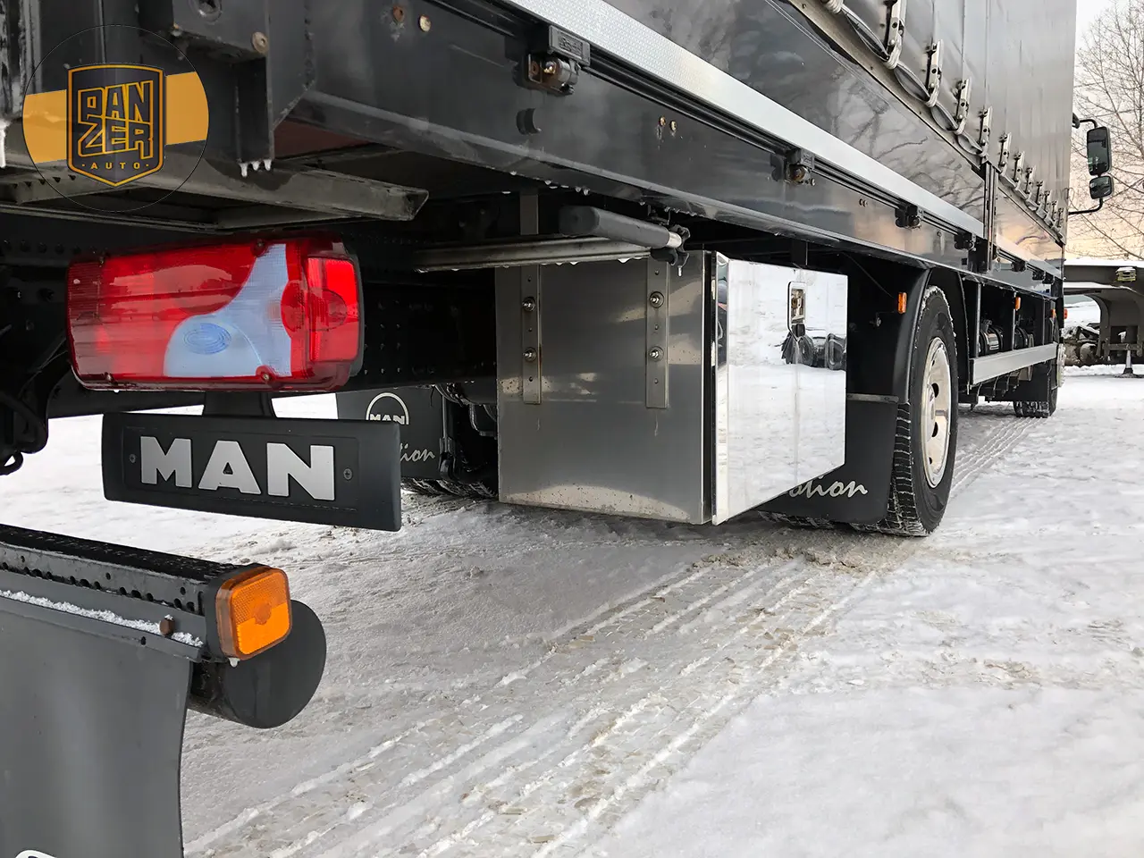 MAN TGM 12.290 BL, 2014 год, штора-борт 51м3, ворота - фото 10