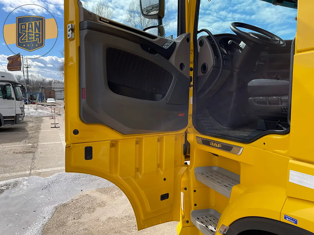 Контейнеровоз BDF DAF XF480 из Германии, 2018г, Super Space Cab, гидроборт - фото 36