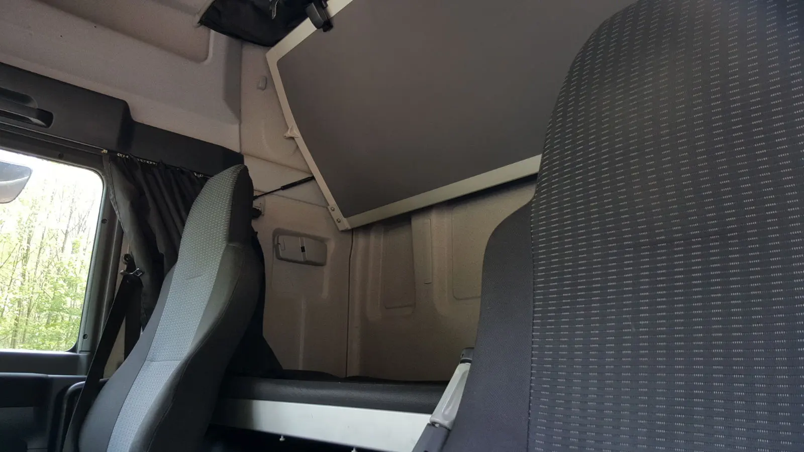 Кубовик MAN TGL 8.220 BL, 2013 г, штора полная 60 м3 - фото 3