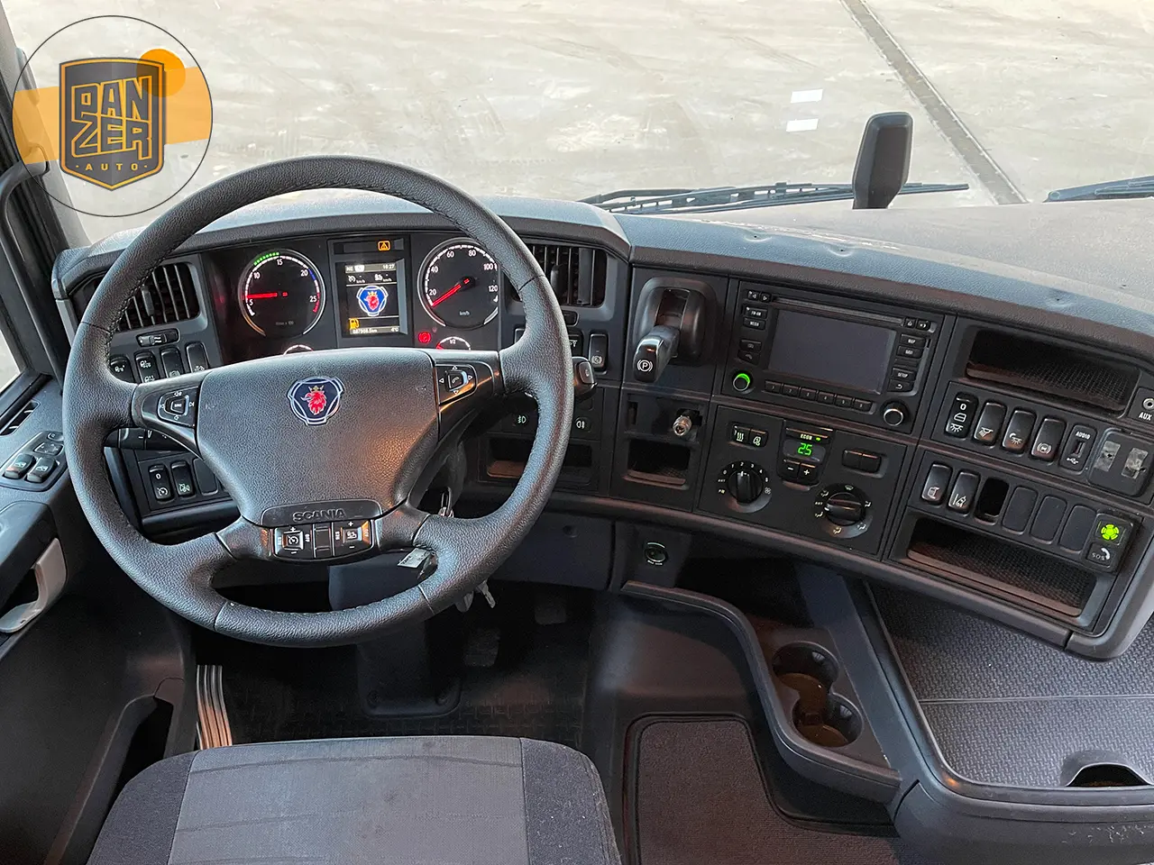 Scania R 410, штора 60 кубов, пятнадцатитонник - фото 4