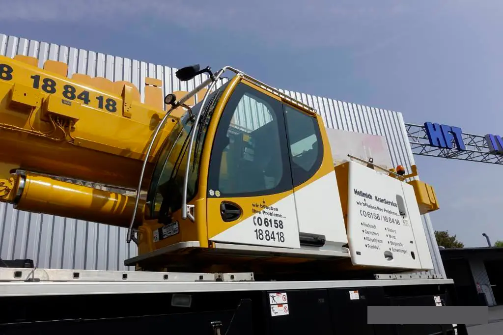 Автокран 60 тонн LIEBHERR LTF 1060-4.1 на шасси Scania P420, без пробега по РФ - фото 22