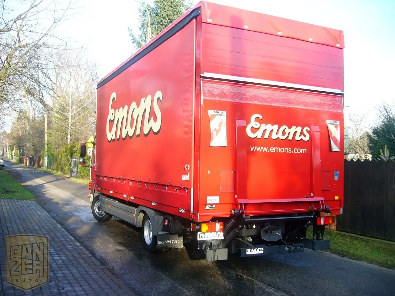 Mercedes-Benz Atego 818L, штора-борт 40м3, 2013г, 18 тыс.км, гидролифт, кондиционер, состояние нового - фото 5